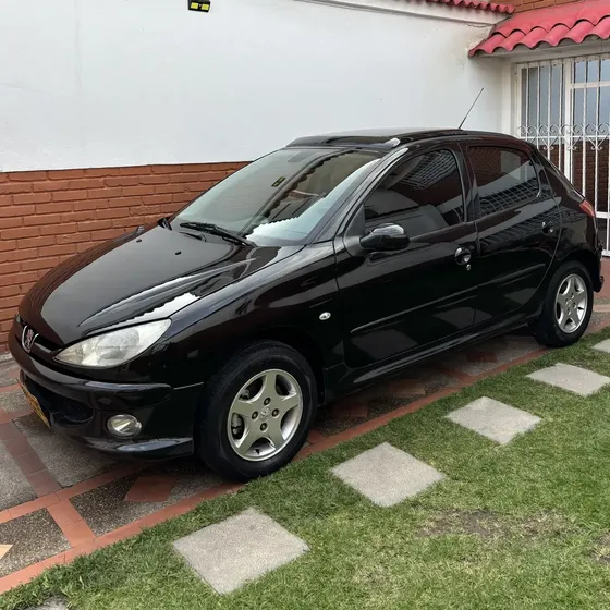 Peugeot 206 2008 1.6 Xt Midnight