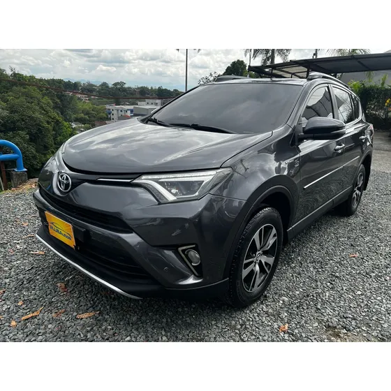 Toyota Rav4 2.0 Street