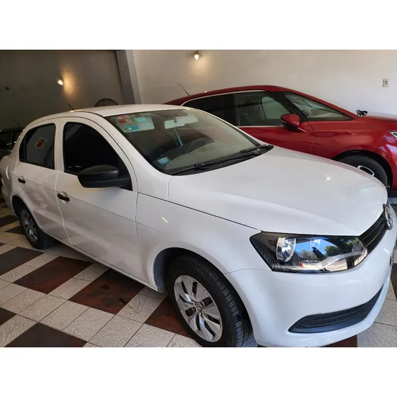 Volkswagen Voyage 1.6 Comfortline Plus 101cv