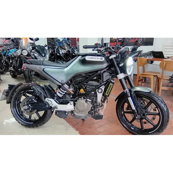Husqvarna Svartpilen 200