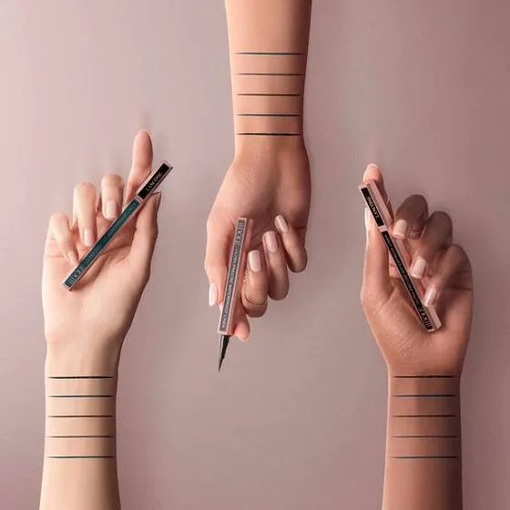 Delineador De Ojos Idôle Liner Color Marrón