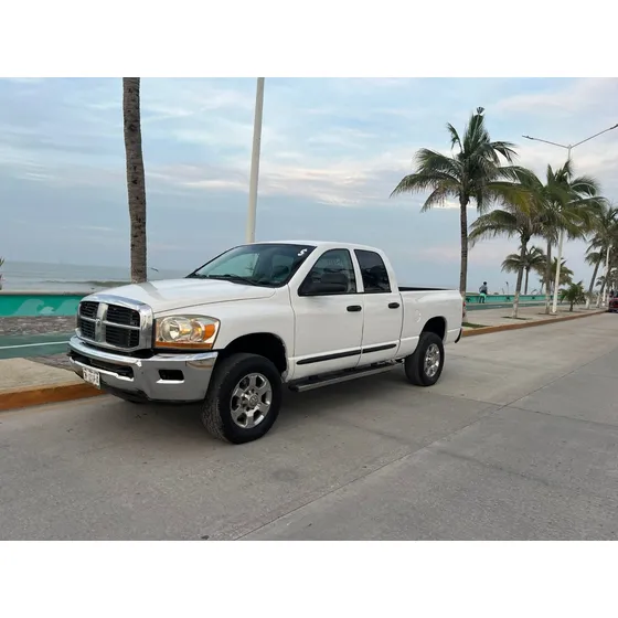 Dodge Ram 2500 5.9 Pickup Slt Quad Cab Diesel 4x4 At