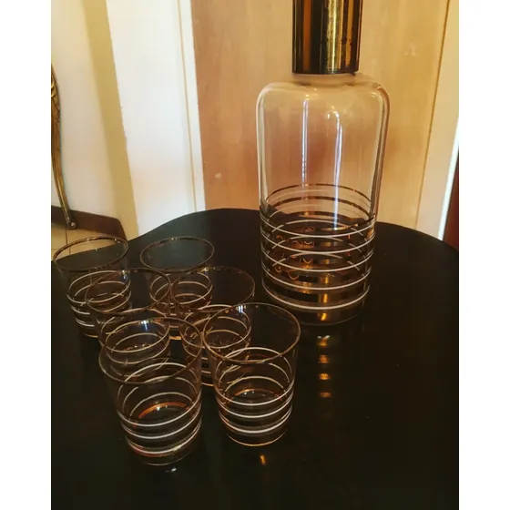 Licorera Con Vasos Diseño Moderno Nueva
