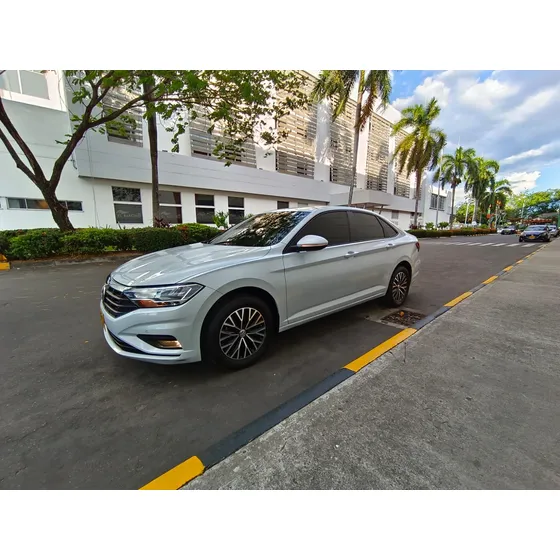 Volkswagen Jetta Vii 1.4 Tsi Comfortline