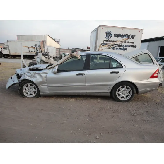 Mercedes-benz Clase C 1.8 200 Kompressor Avantgarde Mt