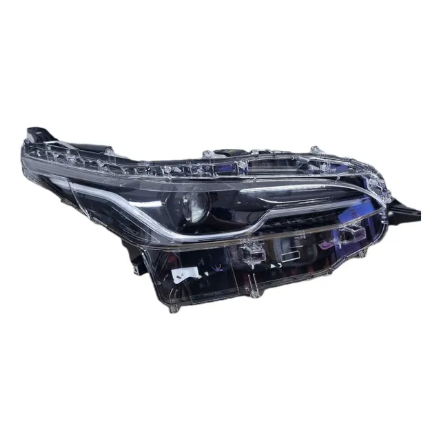 Faro Derecho Toyota Fortuner Dubai 2021-2025 Original