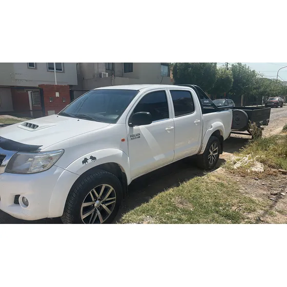 Toyota Hilux Pick-up 3.0 Cd Sr 171cv 4x4 - C3