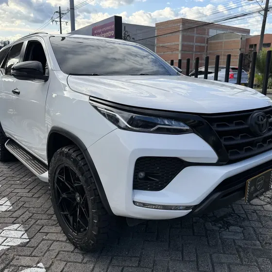 Toyota Fortuner 2021 2.4 Diesel 4x2 At