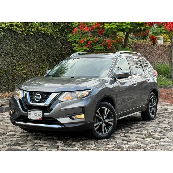 Nissan X-trail 2.5 Advance 3 Row Cvt