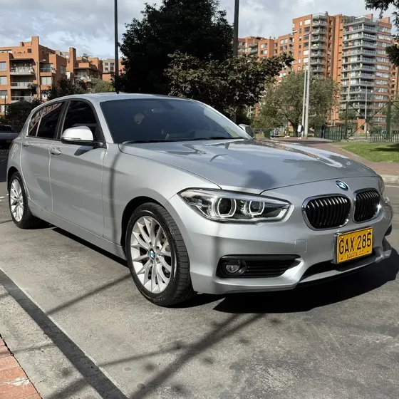 BMW Serie 1 2019 2.0 120i F20 Lci Comfort
