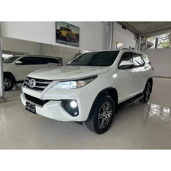 Toyota Fortuner 2.4 Street At 7as