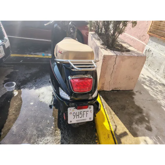 Motocicleta  Seminueva