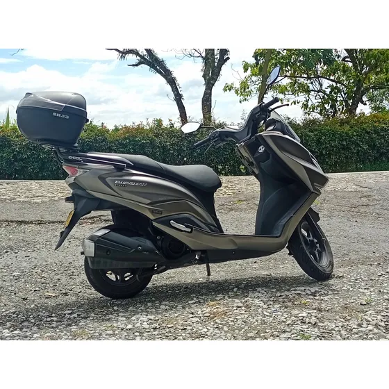 Burgman 125 Suzuki Modelo 2020.
