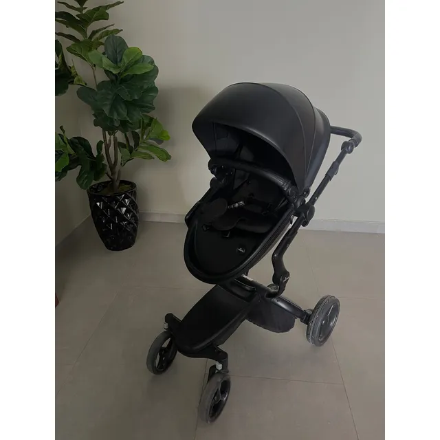 Carriola Mima Xari Negra Con Impermeable Y Cojín Extra Azul