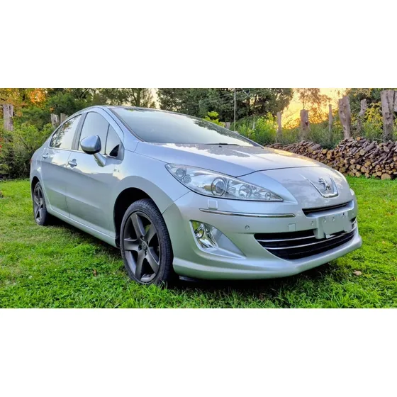 Peugeot 408 2.0 Feline 143cv