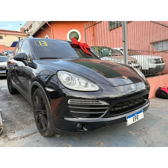 Porsche Cayenne 4.8 V8 S 5p