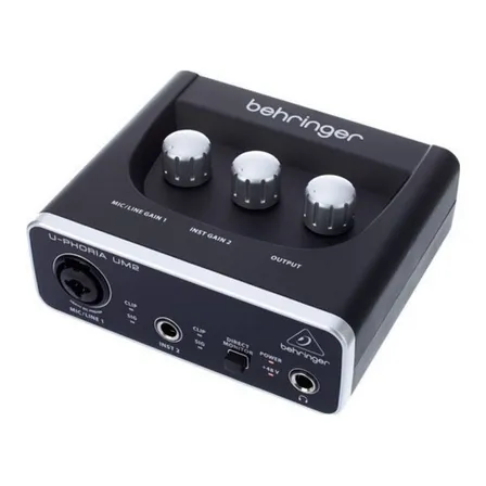 Interfaz de audio Behringer U-Phoria UM2