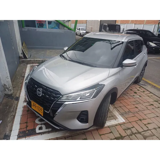Nissan Kicks 1600cc Mt Aa