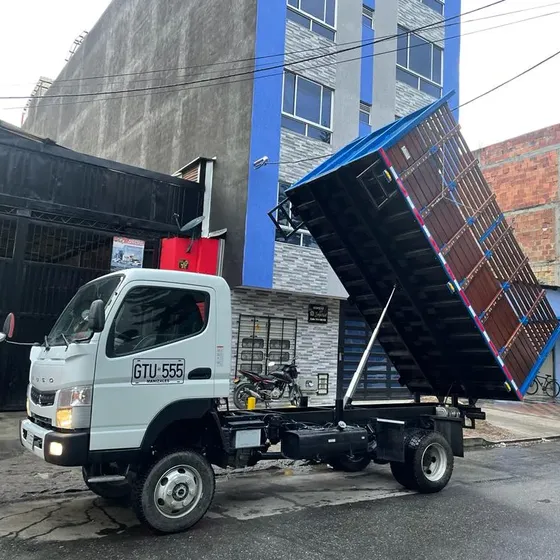 Volqueta Mitsubishi 6.0 4x4 Modelo 2027 Nuevas