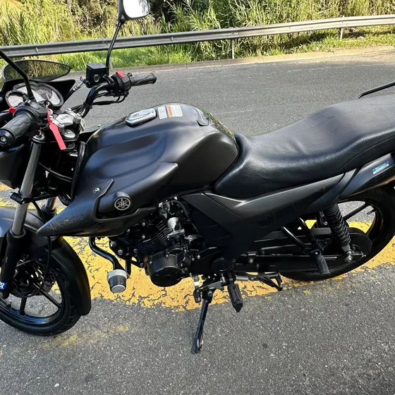 Vendo Yamaha Szr -r Edición Dark