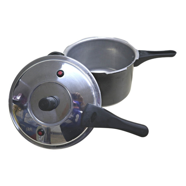 Panela De Pressão 7 L Grande Fechamento Externo Asj Aluminio Panela De Pressão 7 L Grande Fechamento Externo Asj Aluminio
