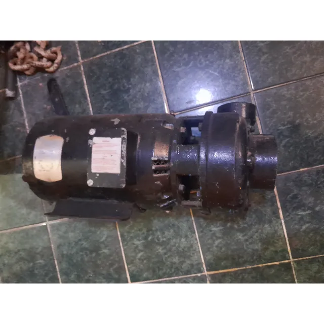 Bomba De Agua Trifasica De 7 1/2 Dp 3.450 Rpm, Marca Jmm