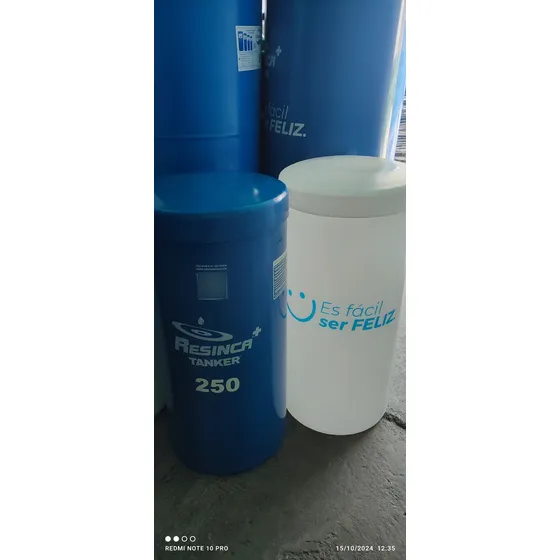 Pipote O Tanque De Agua Cilindro 250 Litros Resinca 