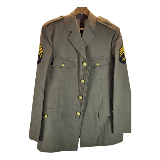 Farda Militar De Gala Verde Oliva Anos 60' Com Divisa Manga.