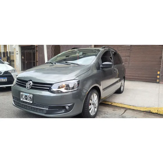 Volkswagen Suran 1.6 Highline 101cv 11c