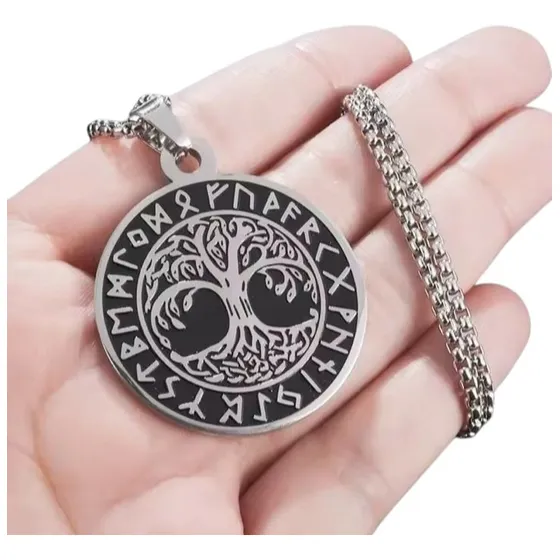 Collar Vikingo Arbol De La Vida Nórdico Runas Acero Titanio