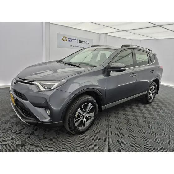 Toyota Rav4 2.0 Street