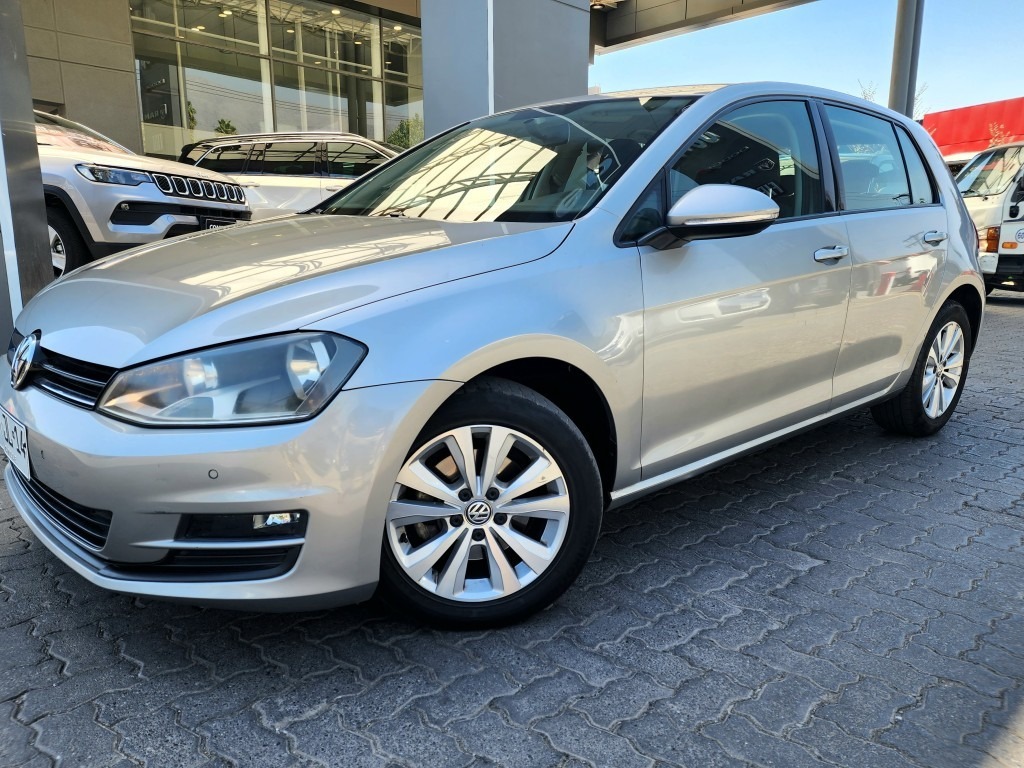 Volkswagen Golf 1.6 Hb At 5p