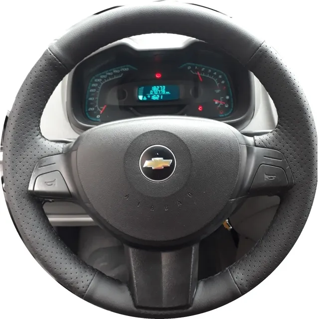 Capa De Volante Costurada Agile Com Airbag  Em Couro Preto 