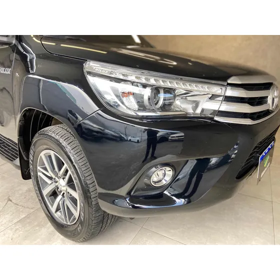 Toyota Hilux 2.8 Srx 4x4 Cd 16v Diesel 4p Automático