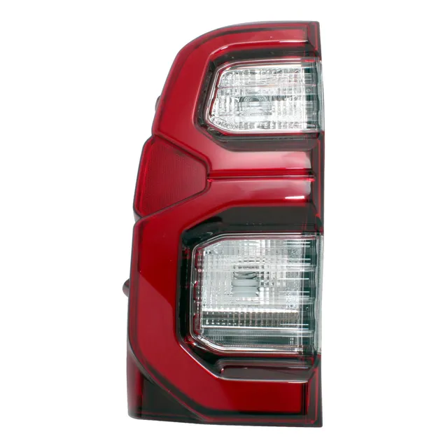 Faro Posterior Izquierdo Para Toyota Hilux 2.8 1gdftv 2022