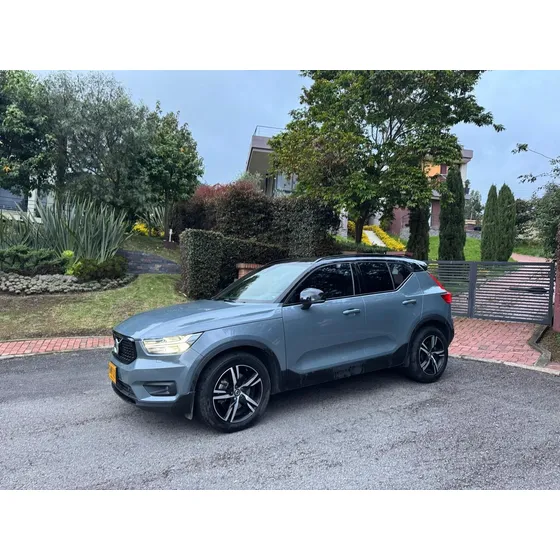 Volvo Xc40 2.0 T4 R-design