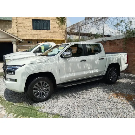 Mitsubishi L200 2.4 Cd Gls 4x4 At