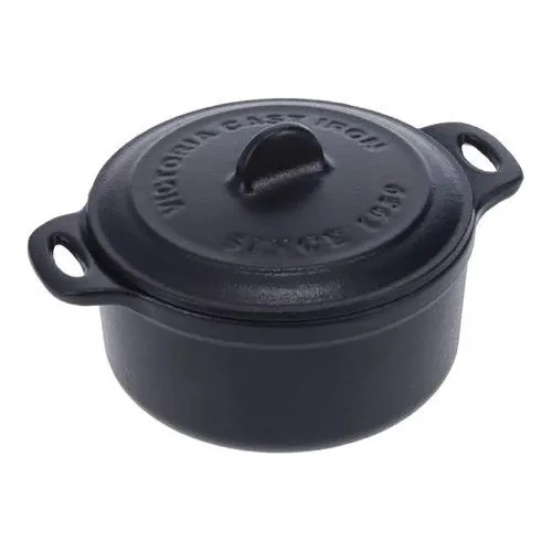 Mini Olla De Hierro Fundido Esmaltada Victoria 10 Cm Color Negro