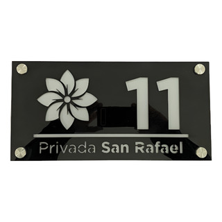Número Casa U Oficina Acrílico Negro 36 X 18 Cms. Número Casa U Oficina Acrílico Negro 36 X 18 Cms.