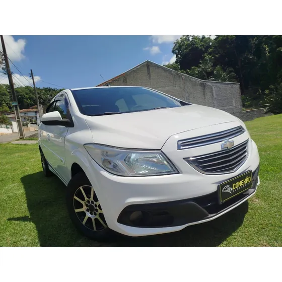 Chevrolet Onix Onix Hatch Ls 1.0 8v Flexpower 5p Mec.