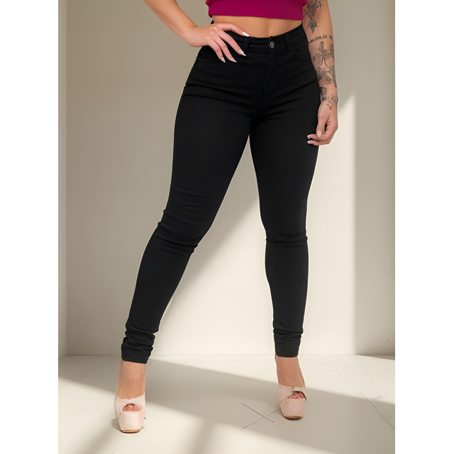 Calça Jeans Preta Feminina Super Lycra Skinny Cintura Alta Calça Jeans Preta Feminina Super Lycra Skinny Cintura Alta