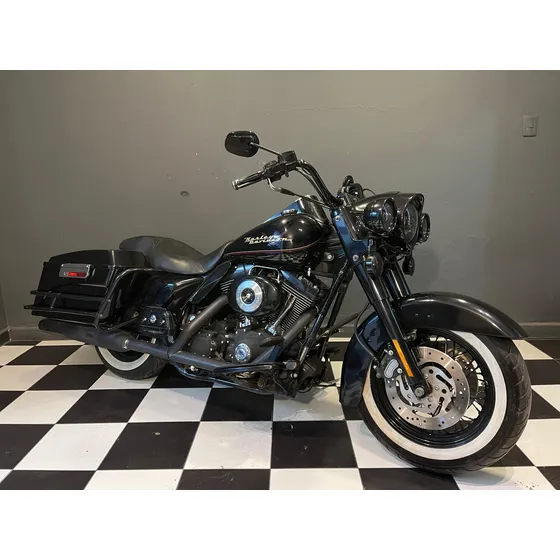 Harley Davidson Road King Classic 1450 No Dyna Softail Slim 