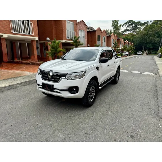 Renault Alaskan 2.5 Intens