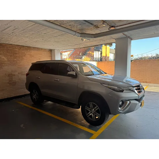 Toyota Fortuner 2.7l