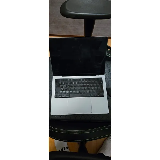Macbook Pro 14 M1 Pro (16gb/512gb) Plateado