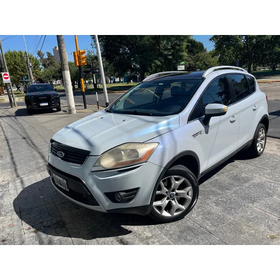 Ford Kuga 2.5 Titanium At 4x4 (ku03)
