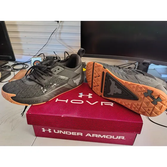 Sé Vende Zapatos Under Armour Hovr Talla 41 Nuevos