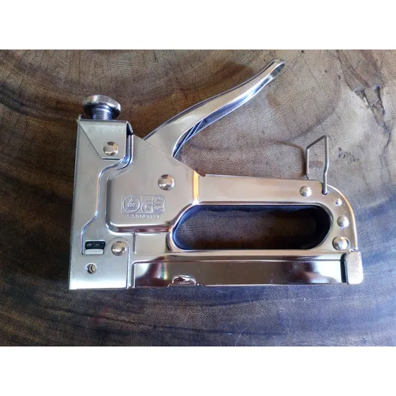 Engrapadora Industrial Clavadora En 23$ Se Vende