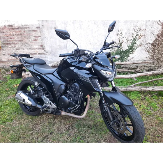 Yamaha Fz25 Muy Cuidada Único Dueño