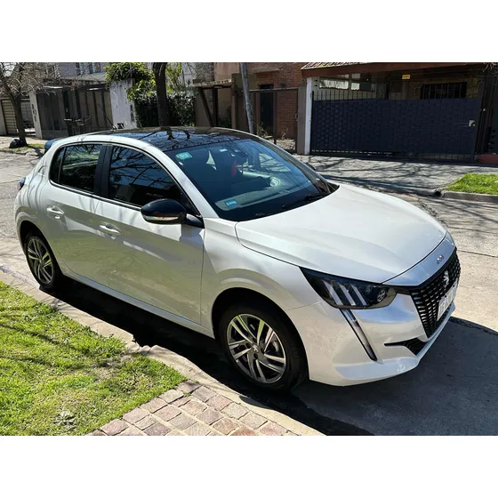 Peugeot 208 1.6 Feline Tiptronic